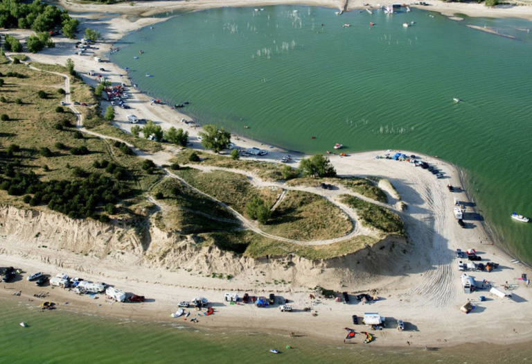Lake McConaughy Camping: Your Ultimate Beach Adventure Guide